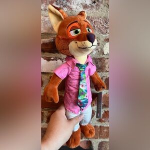 Disney Parks 2025 Zootopia 2 Fox Nick Wilde 17” Plush Toy NEW